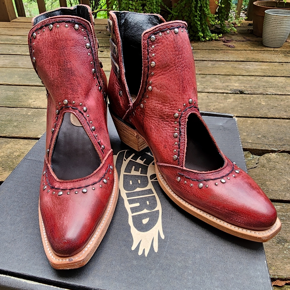 Freebird Melody Ankle Booties In Wine - Test Boot Fits 9.5